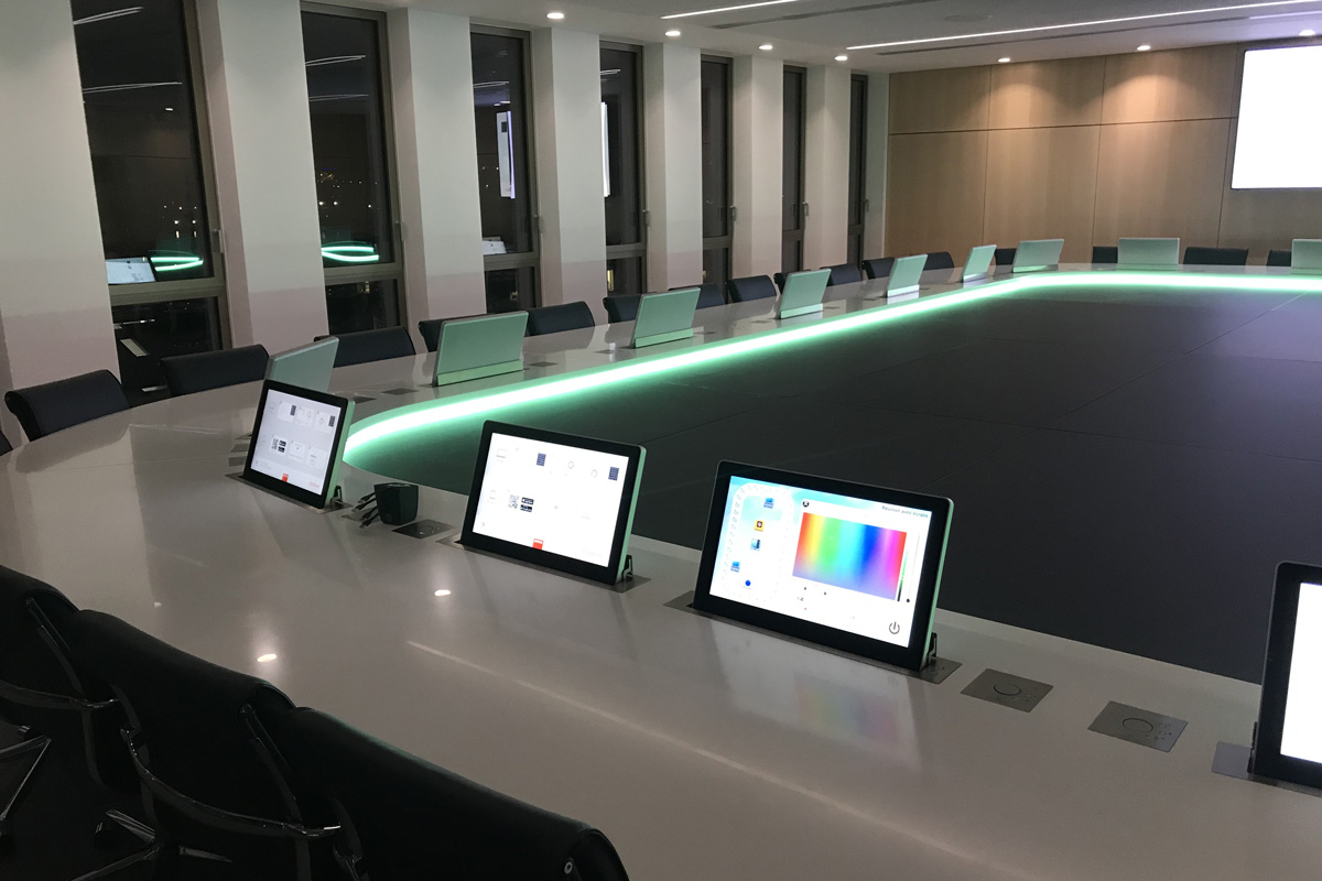 Banque d'accueil — réalisation ARTBOIS 24